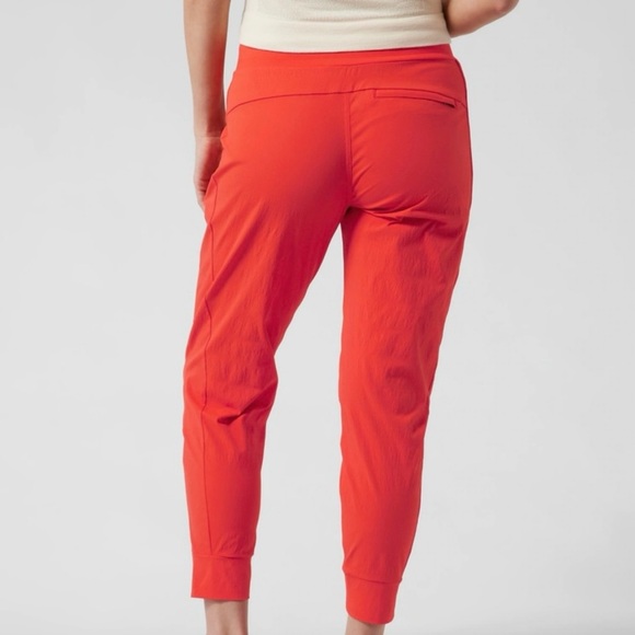 Athleta Trekkie North Jogger | NWT | Flame Orange
Woman’s Size 8 - Picture 3 of 13